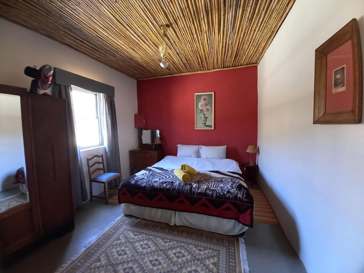 Wolverfontein Karoo Cottages Ladismith Bagian luar foto