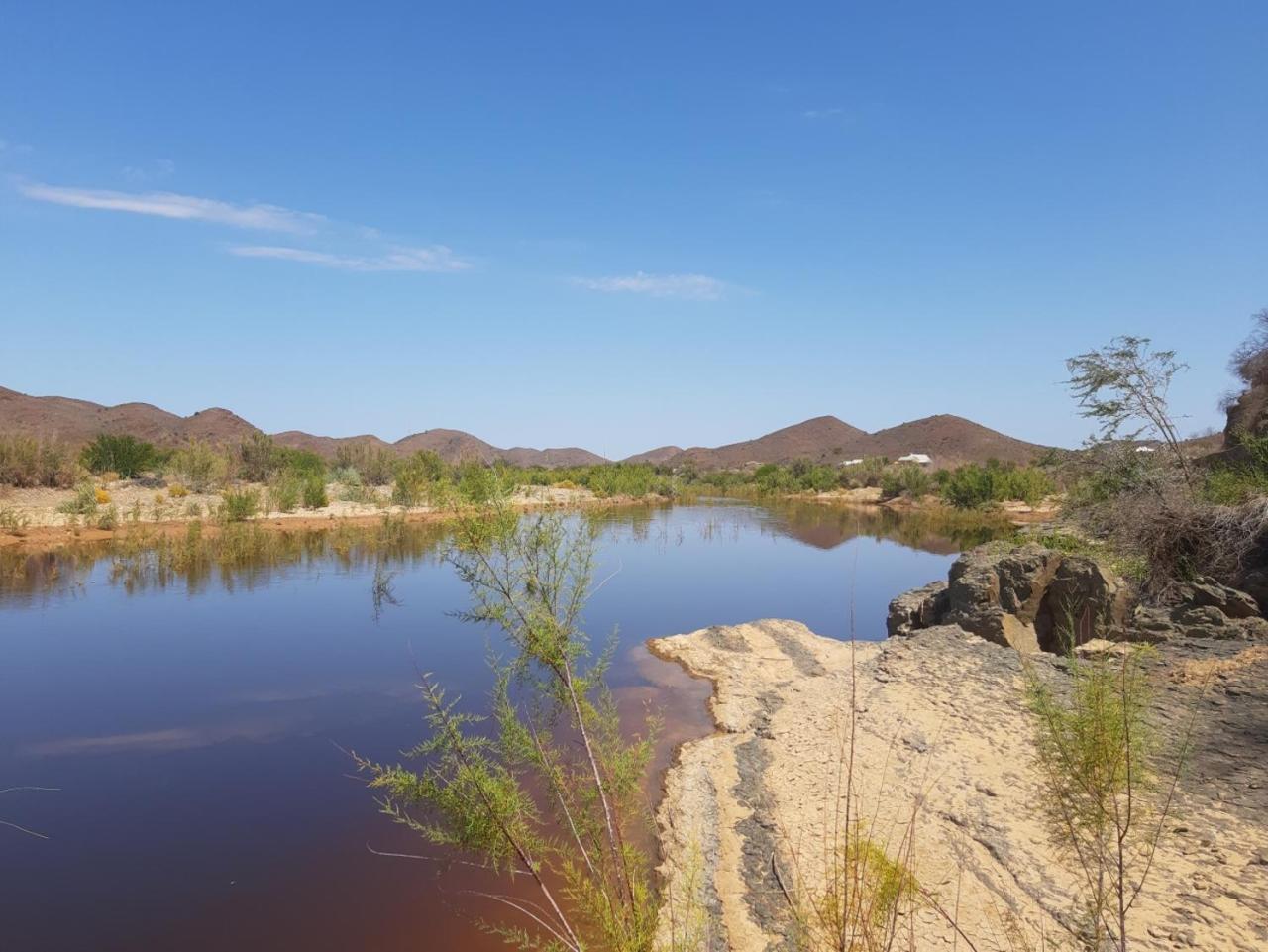 Wolverfontein Karoo Cottages Ladismith Bagian luar foto