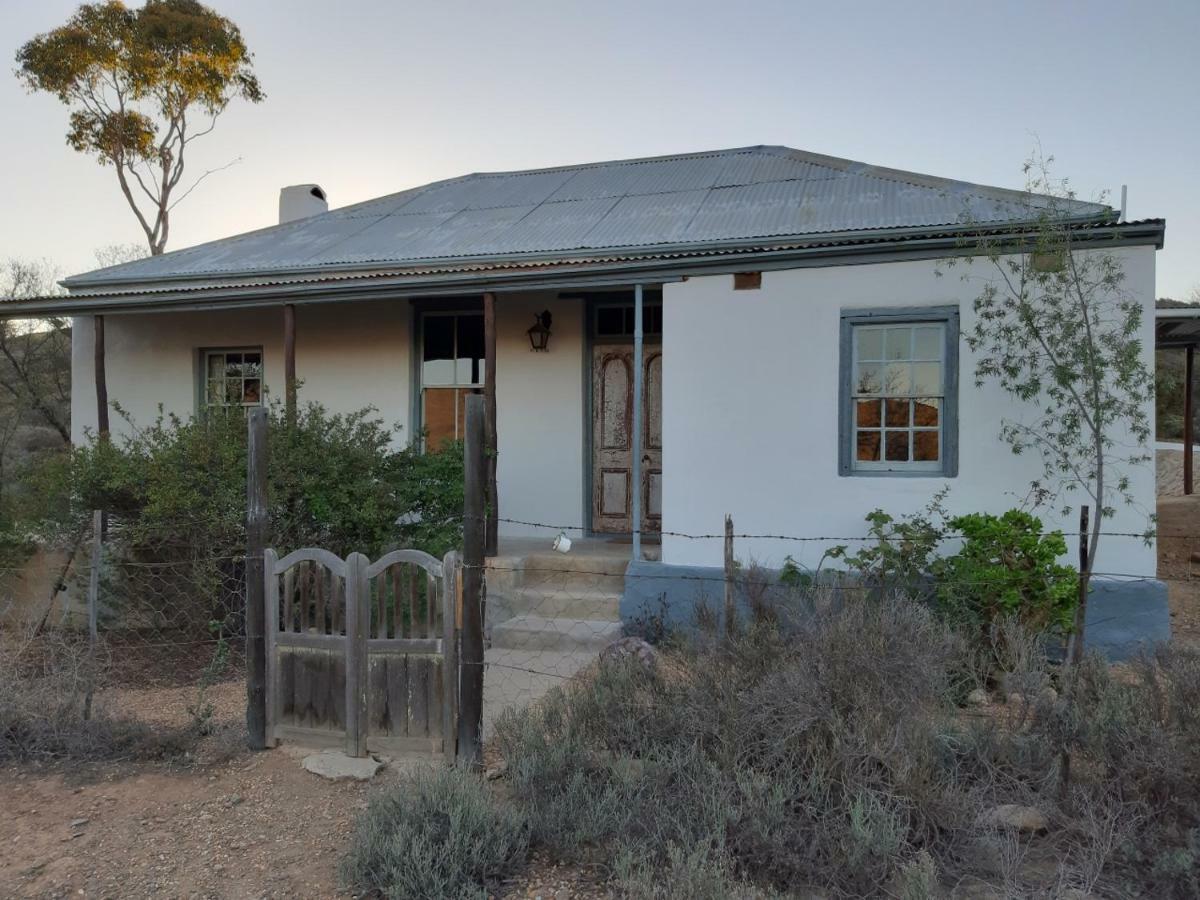 Wolverfontein Karoo Cottages Ladismith Bagian luar foto