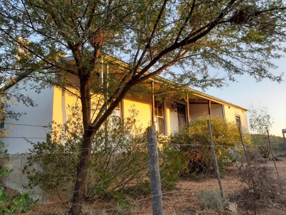 Wolverfontein Karoo Cottages Ladismith Bagian luar foto