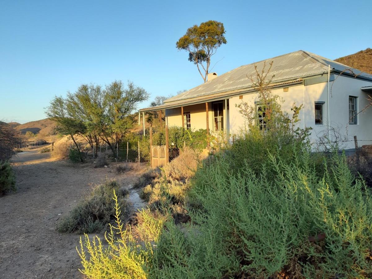 Wolverfontein Karoo Cottages Ladismith Bagian luar foto